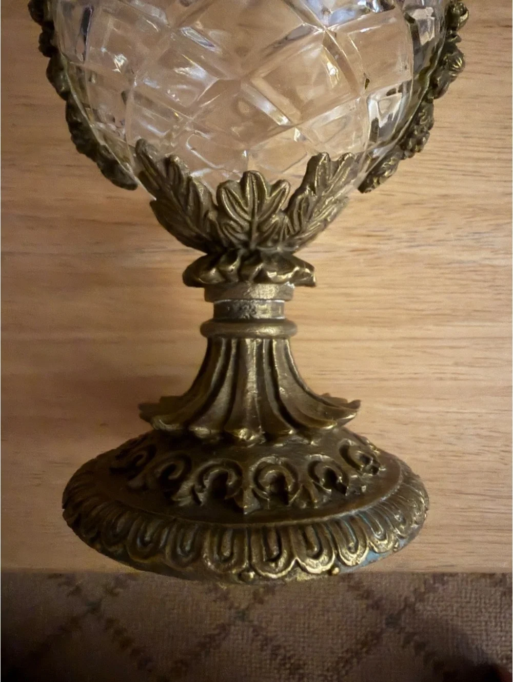 Vintage Neoclassical cassoulet urn